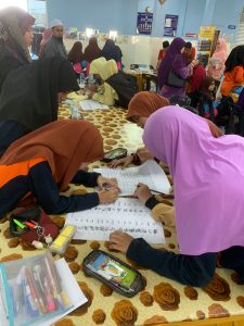 Pertandingan Kaligrafi Cantik