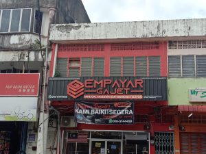 Pemantauan Bahasa di Tempat Awam di Pekan, Pahang.