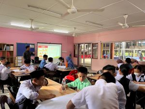 Bazar Ilmu DBP di SK Pekan Telupid dan SK Pekan Beluran