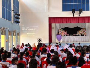 Bazar Ilmu DBP di SK Pekan Telupid dan SK Pekan Beluran