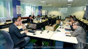 Kunjungan Hormat Pengarah Jabatan Dasar dan Penyelidikan Dewan Bahasa dan Pustaka kepada Naib Canselor Universiti Malaysia Sarawak