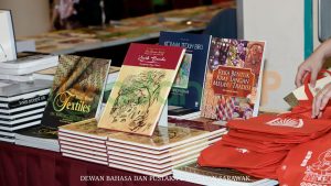 Pertandingan Mewarna Madani dan Program Sujana Kata Sasterawan Negara