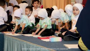 Pertandingan Mewarna Madani dan Program Sujana Kata Sasterawan Negara