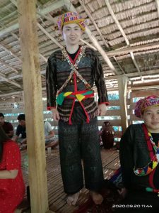 Bhadhu dan Suval: Pakaian Lelaki Tenunan Etnik Rungus