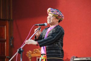 Bhadhu dan Suval: Pakaian Lelaki Tenunan Etnik Rungus